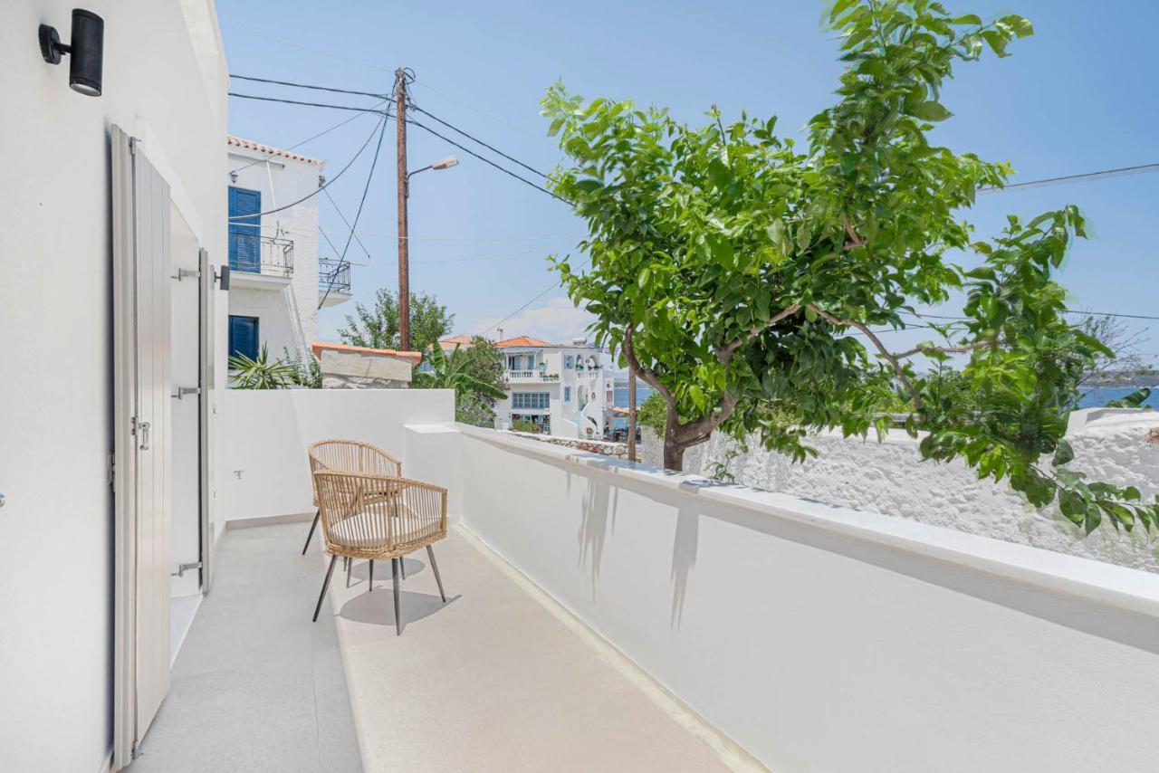 Pearl House - Luxurious New Beach Villa In Spetses Stunning View Ligoneri Eksteriør billede